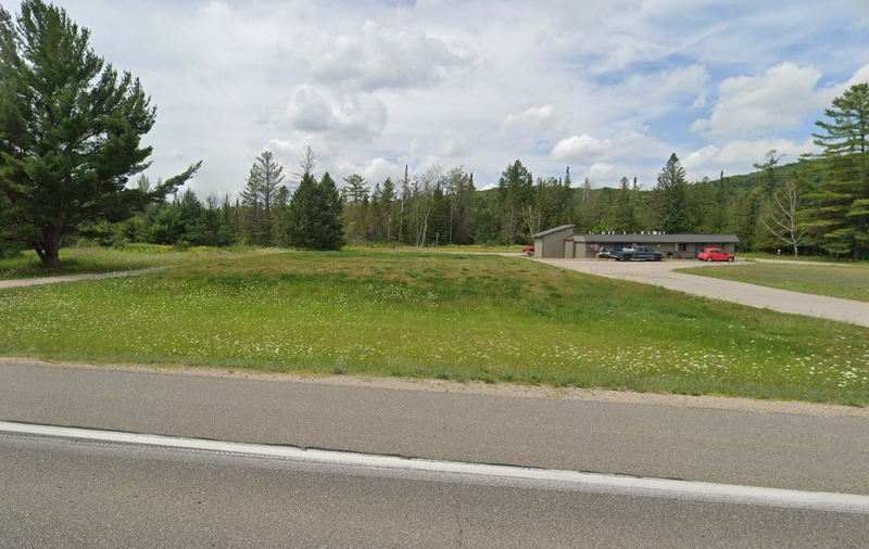 Four Seasons Motor Lodge - 2022 - Gone (newer photo)